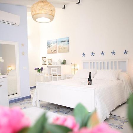 Blu Mare Suite Privata & Apartment Terrasini Buitenkant foto